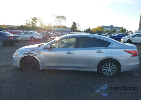 2013 Nissan Altima 2.5 S from USA, damaged, VIN 1N4AL3AP6DC122929